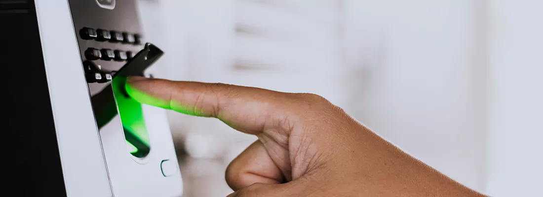 Smart Gate Locks with Remote Access Features in Hunters Creek, FL